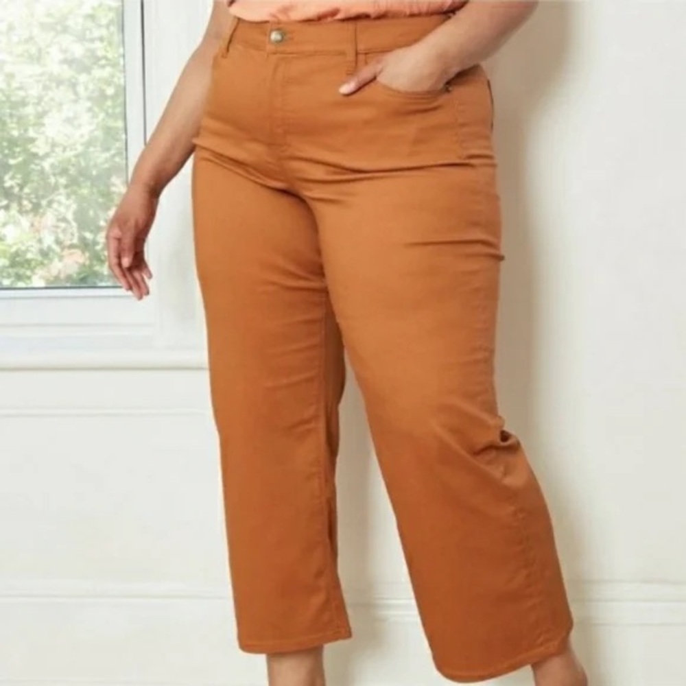 NWT Ava & Viv 26W Wide Leg High Rise Crop Pants